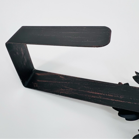 Fall Over The Door Metal Wreath Holder Autumn Leaf Oiled/Rubbed Bronze Finish - Picture 5 of 9